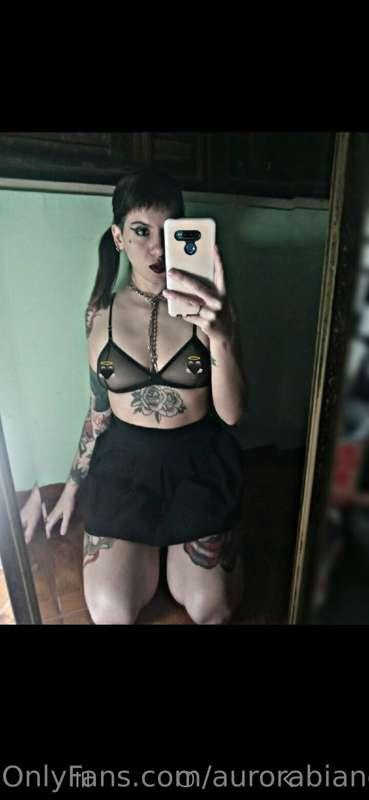 Add my friend Laila! Latin model girl 💘 Sweet and horny baby..