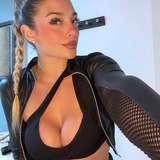 busty_isabella