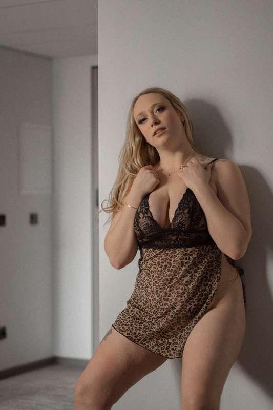 🇩🇪 Dieses Shooting mit @savagexcherry war einfach der Wahnsi..