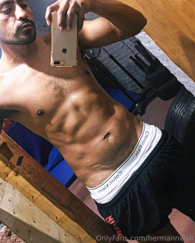 ❤️😏😈✊🏼💦