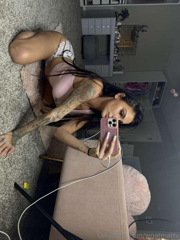 you think your cock could handle this pussy? Let me see it b..
