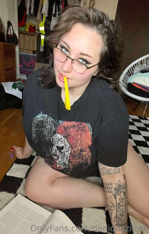 do you like when I wear my glasses?