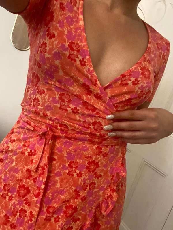 My boob job is booked I’m so excited! DD titties pending 😍
