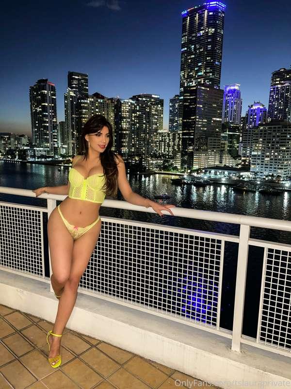 !! Good night para todos 💚!! Ya van a dormir ? Les deseo uno..