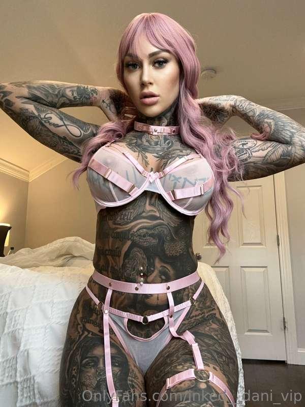 Pretty in pink, not as innocent as you think.😏