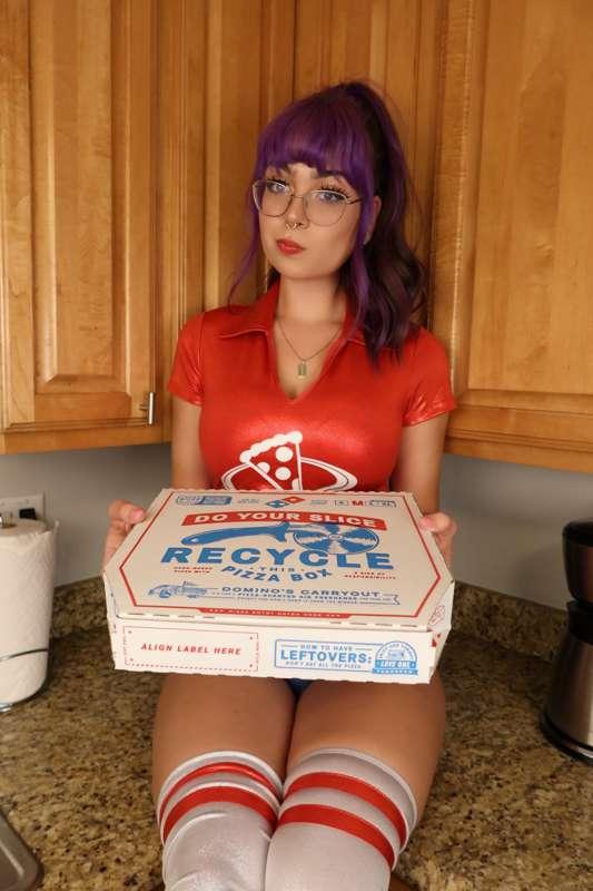 did u order a pizza? 🍕