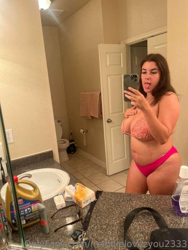 My VIP benefits include priority for chat, new content, and ..