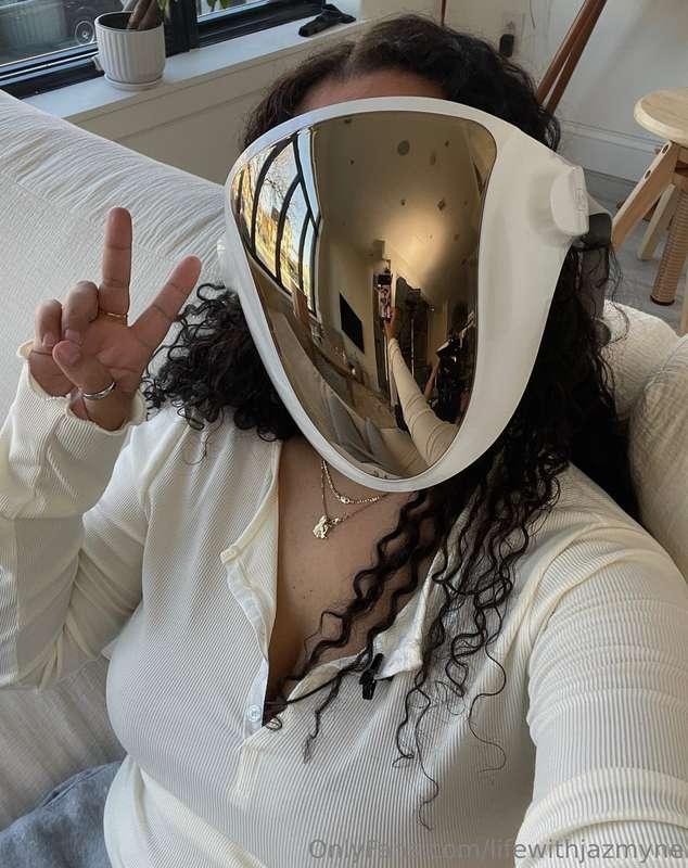 Feeling like a cute spacewoman today! 🚀
Stay tuned for my ne..