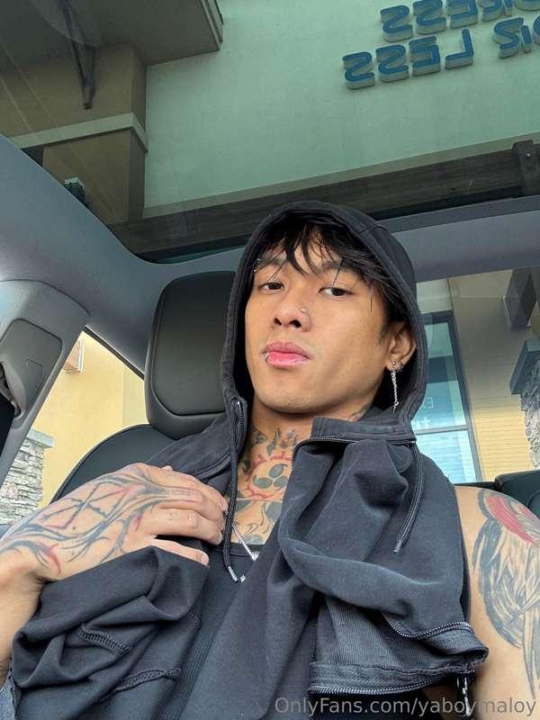 Wanna ride with me?😈😉