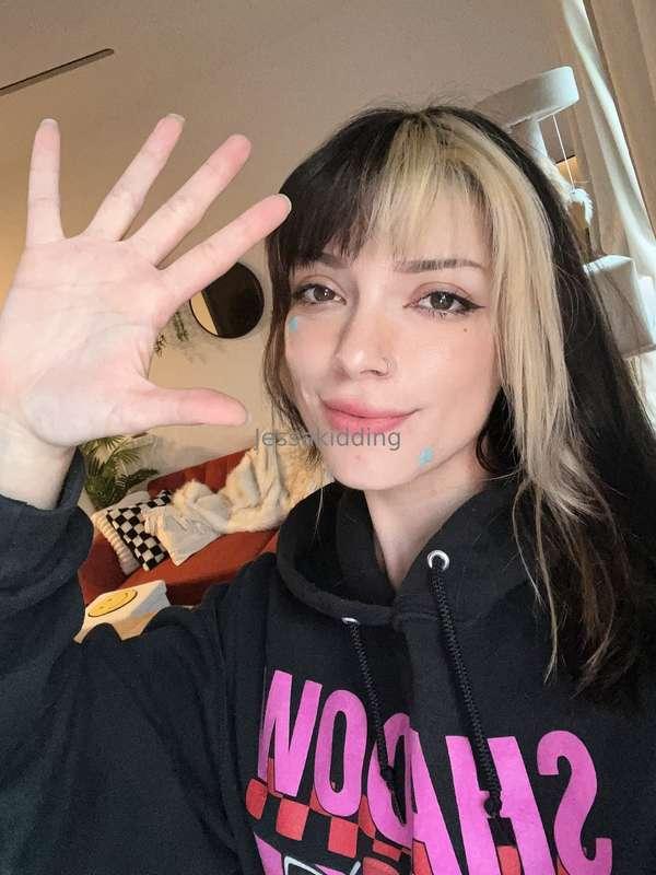 Hewwo. 
sorry busy making all the scripts for customs and ma..