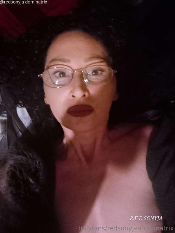 redsonyja-dominatrix image #4