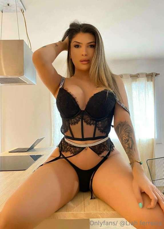 🍆YOUR QUEEN HUGE COCK🍆 
          @prezotteshouse_party

SHE..