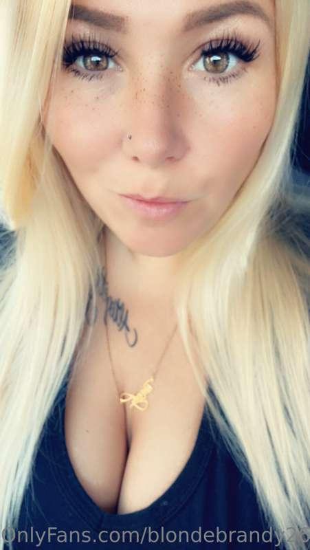 Happy Thursday, my sweet thangs!