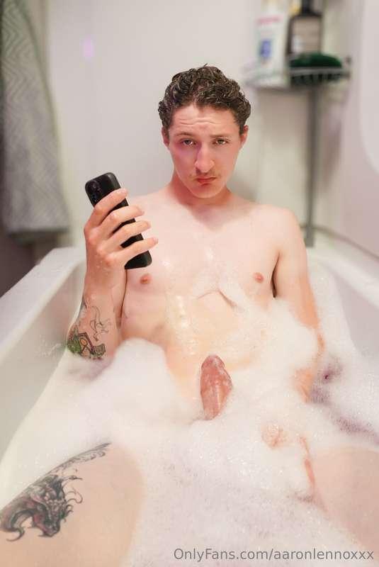 aaronlennoxxx image #1