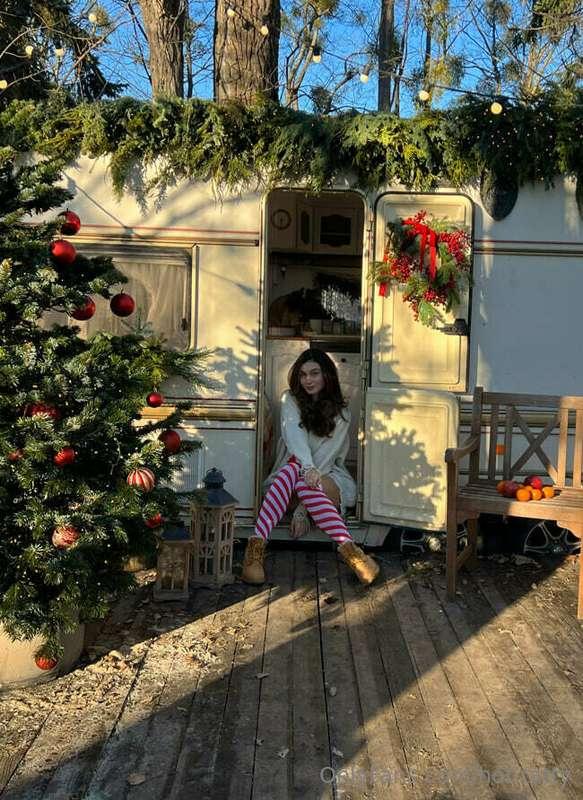 There's less time until Christmas, and more good feeling to ..