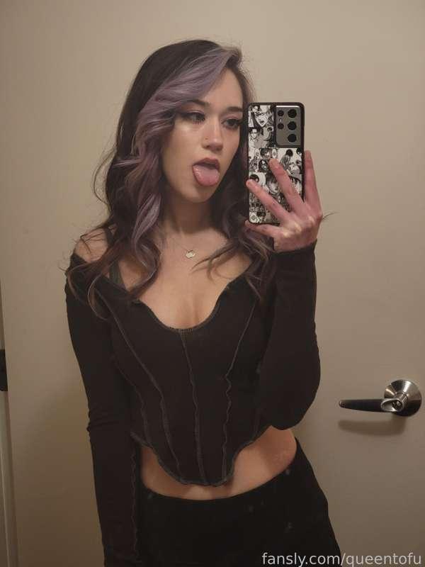 queentofu image #3