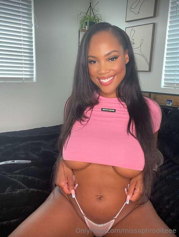 missaphroditeee image #2