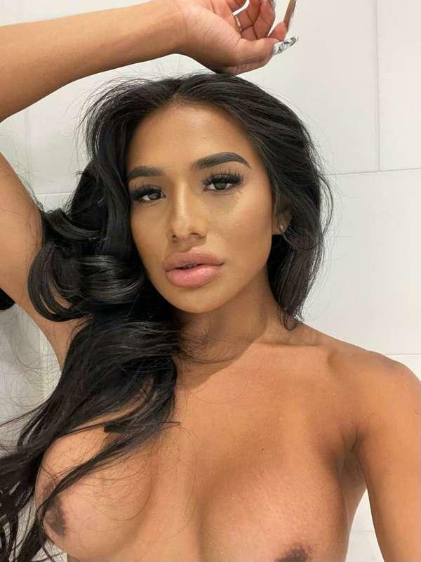 How thirsty are you? 😘