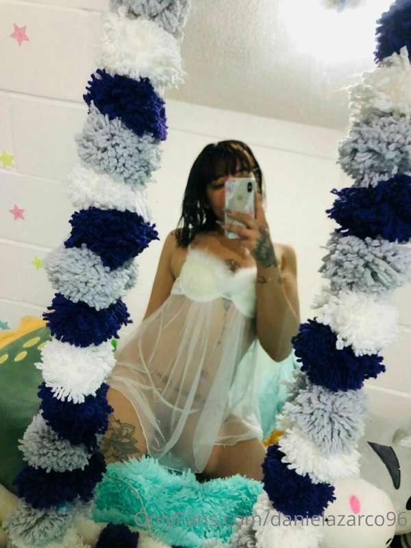 Regalo de un seguidor .. recuerda que al comprar artículos d..