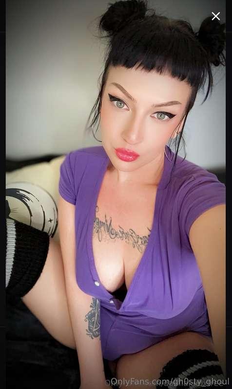 I look sweet but I’m disgusting.Come see for yourself.🖤 @dah..
