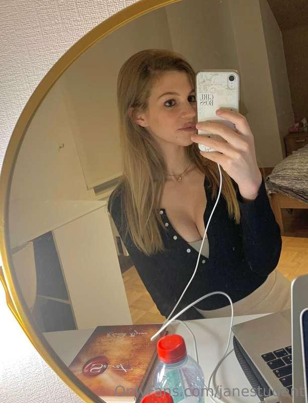 I wish you a good evening. 🌆 ☺️