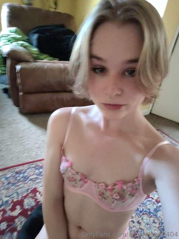 Thought I looked cute in these, sure wish I had a boyfriend ..