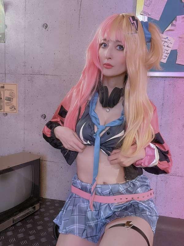 Kotoka Torahime in Niji sanji En