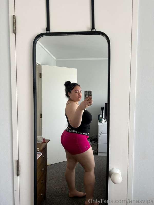Booty 🙈😋