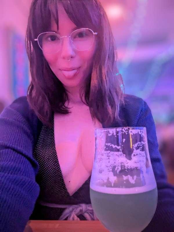 I'm at the bar 😚🍸 wanna buy me a drink? 🥰