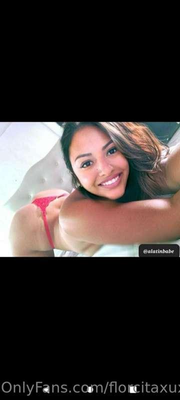 @alatinbabe  I wait for you to cum together, do sexting, vid..