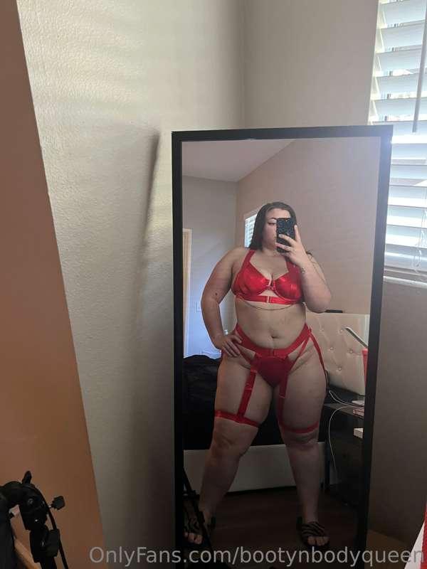 bootynbodyqueen image #0
