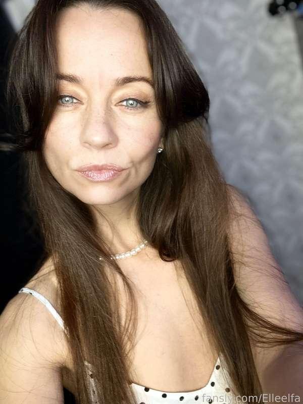 elleelfa image #1