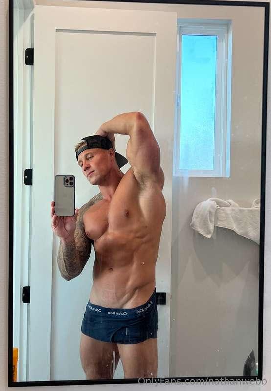 Do we like backwards ball caps? 🤔