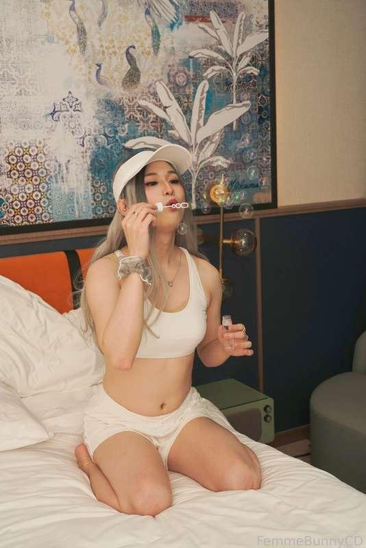 Photo

Blowing bubbles! Im great at blowing its apparent at this point!

#lolabunny #femmebunnycd #fyp #asian #selfie #foryou #teen #sissy #sexy #sporty #young #tight #femboy