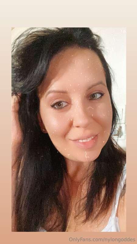 nylongoddes image #3