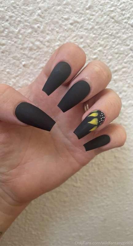 I got my nails donneee 😉 what do you think?