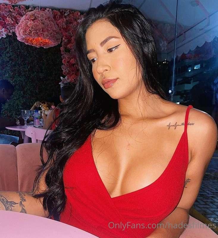 20-year-old Brazilian brunette, nymphomaniac who loves to fu..