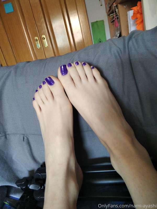 New color for my toes 💜😍