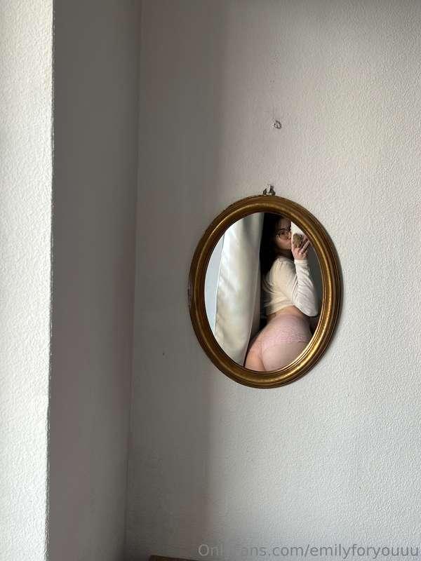Should i show you how i make myself cum in front of my mirro..