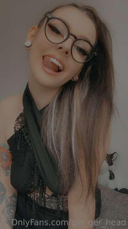 Ahojky, napište mi něco hezkého do chatu 😋😚