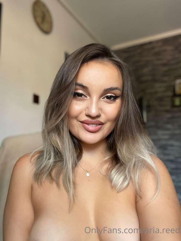If I can make you smile today I'll be very happy 😋