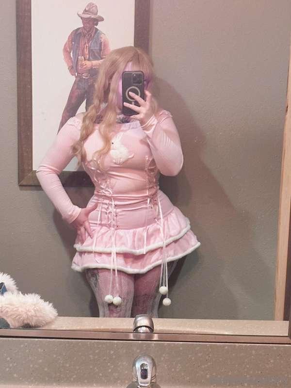 Who's your lil doll?