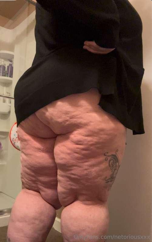Deena is cumming over!