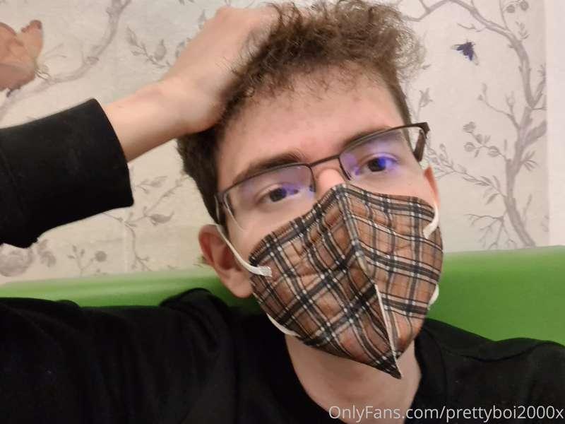 prettyboi2000x image #0