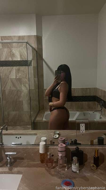 can’t forget this juicy pic too babe