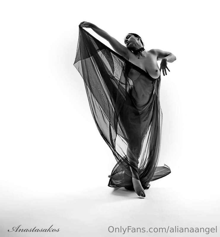 Freedom~

PH: Anastasakos Photography