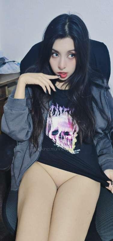 Te molesta si no me pongo ropa interior? 