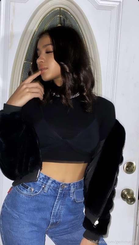Special deals on video calls today—DM me, daddy 😏🔥