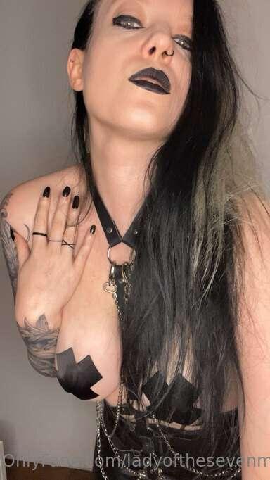 🖤🖤🖤