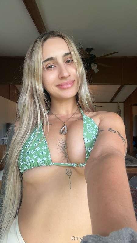 Loving the hot Weather 😏 **BIKINI TIME**